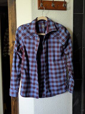 Club Ride Women's Tech Snap Button Down XS